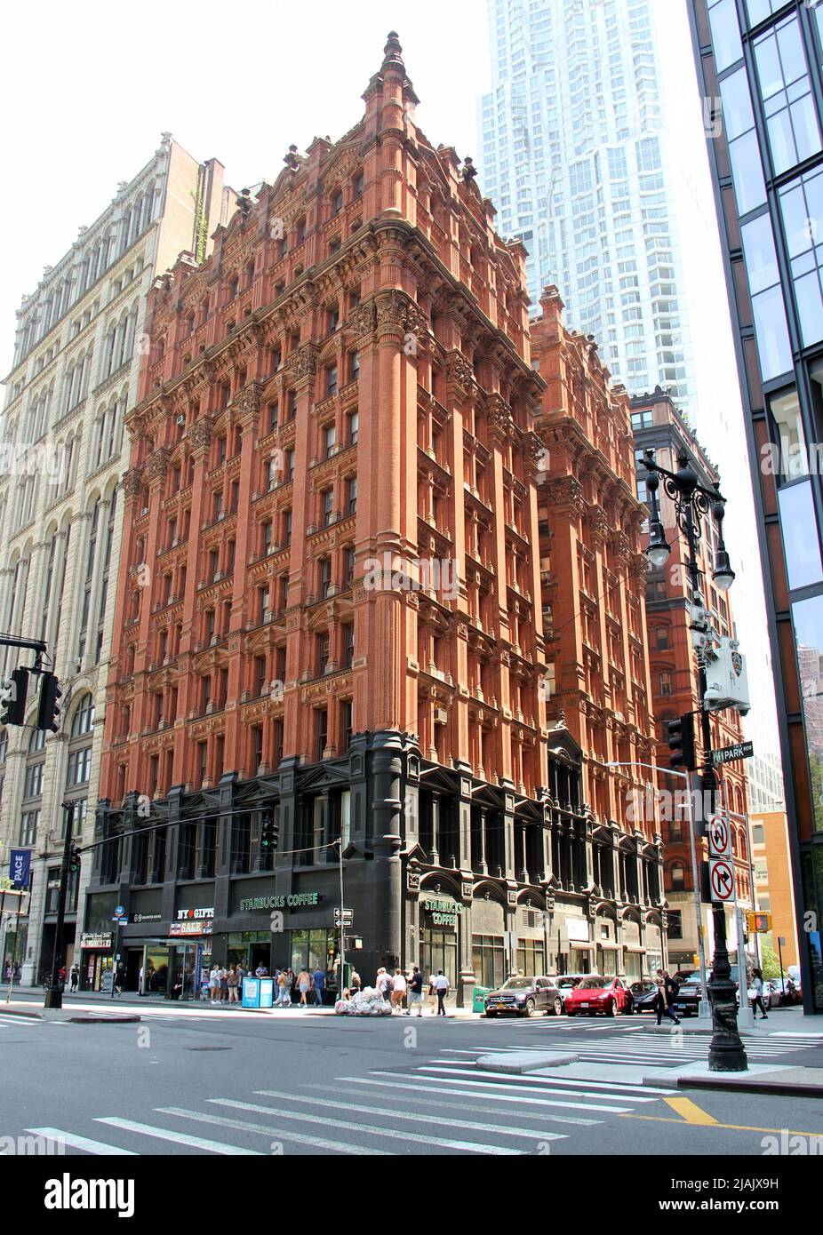 Potter Building, combination of the Queen Anne and Neo-Grec styles, erected between 1883 and 1886, in Lower Manhattan, New York, NY, USA Stock Photo