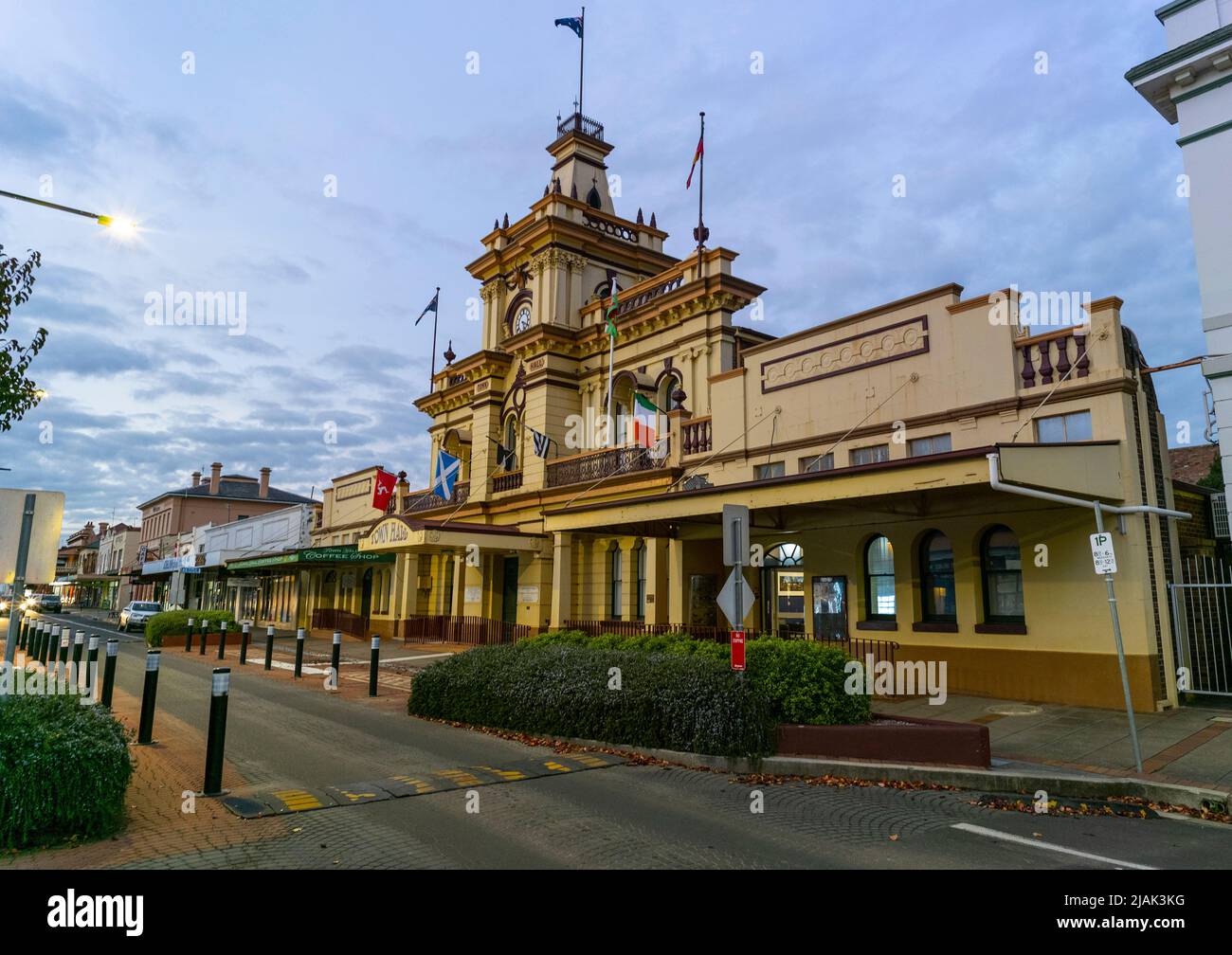 Town hall nsw glen innes hi-res stock photography and images - Alamy