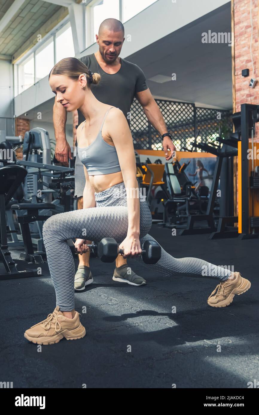 woman nike revolution 5