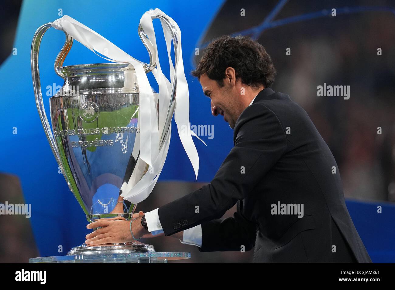 Spanish soccer player raul gonzalez hi-res stock photography and images -  Alamy