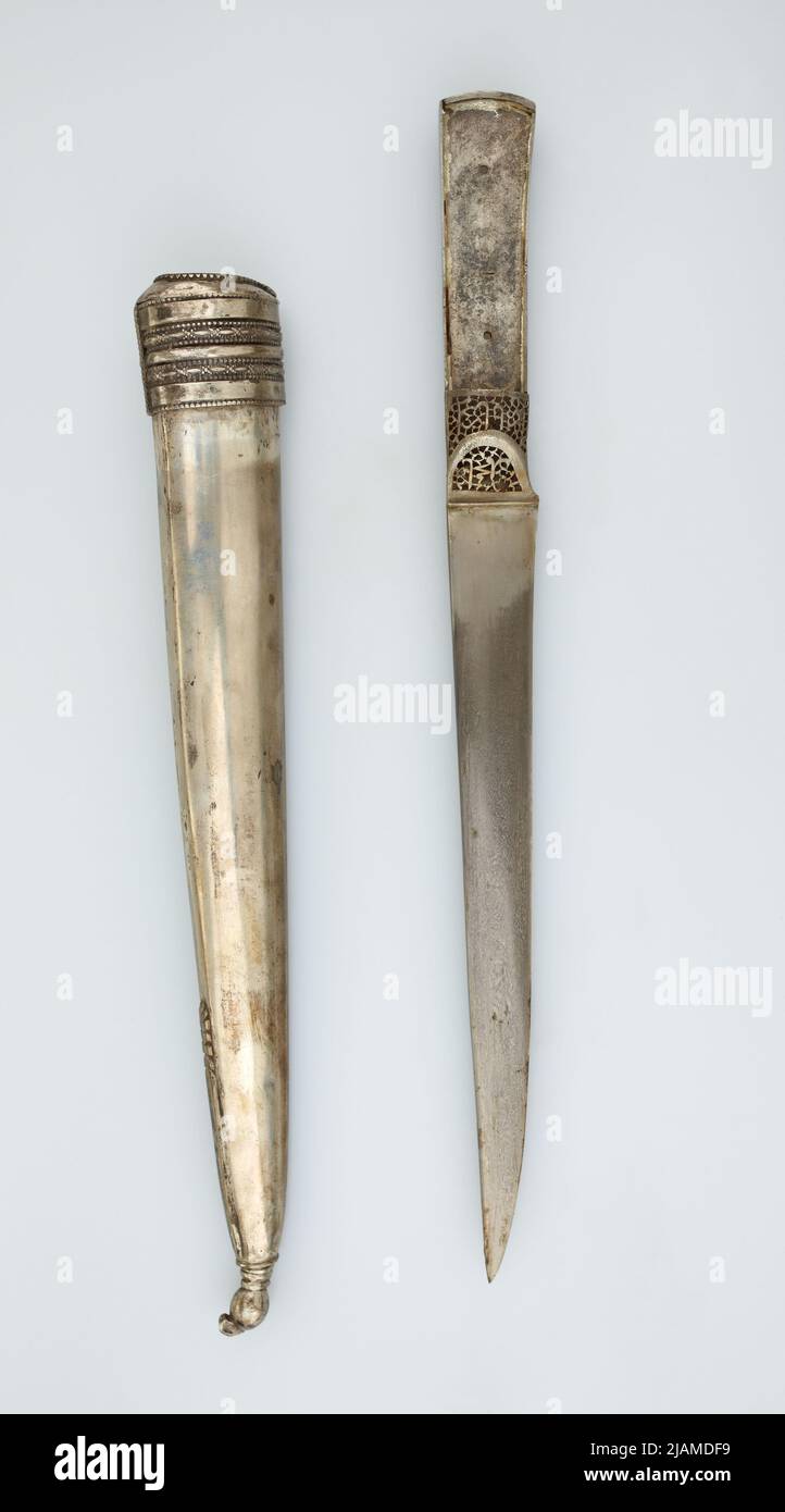 Tactical knife edge hi-res stock photography and images - Alamy