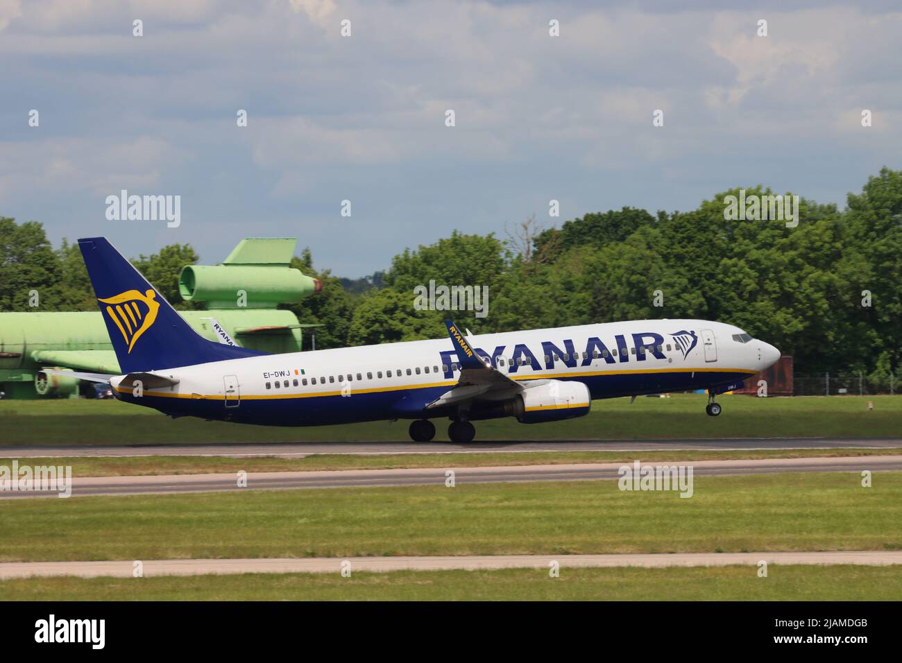 EI-DWJ Boeing 737, Ryanair, Stansted Airport, Stansted, Essex, UK Stock Photo