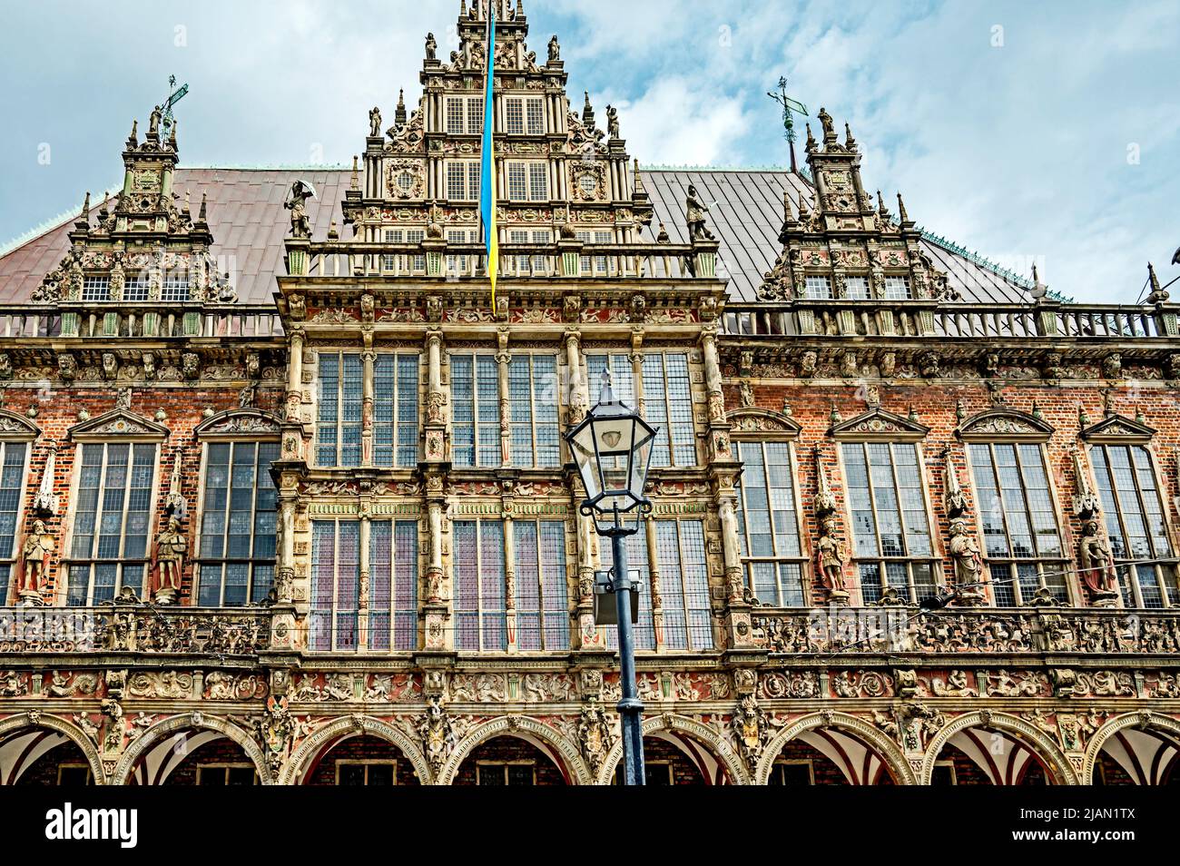 Bremen (Germany): Market Place with Roland and town hall Stock Photo