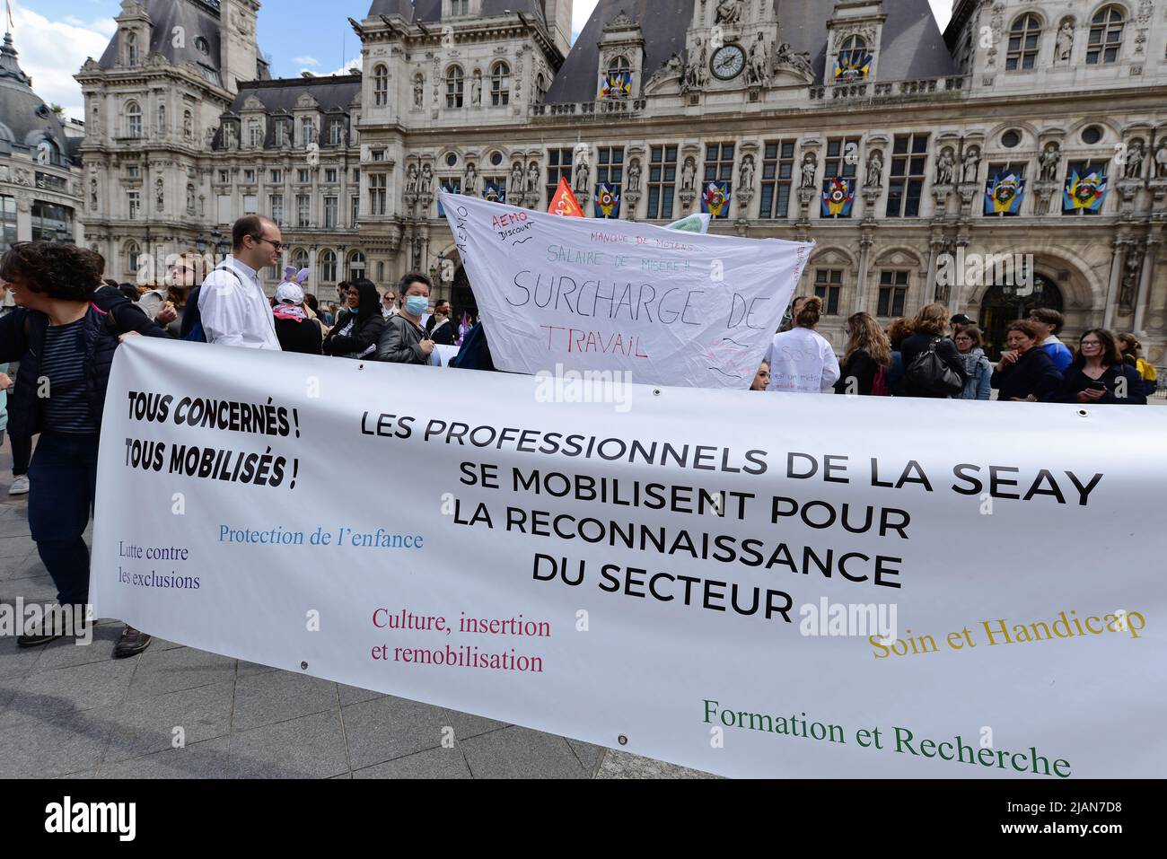 Medical and social workers were on strike and demonstrating in the streets of Paris for pay rises, better working conditions and recruitment Stock Photo