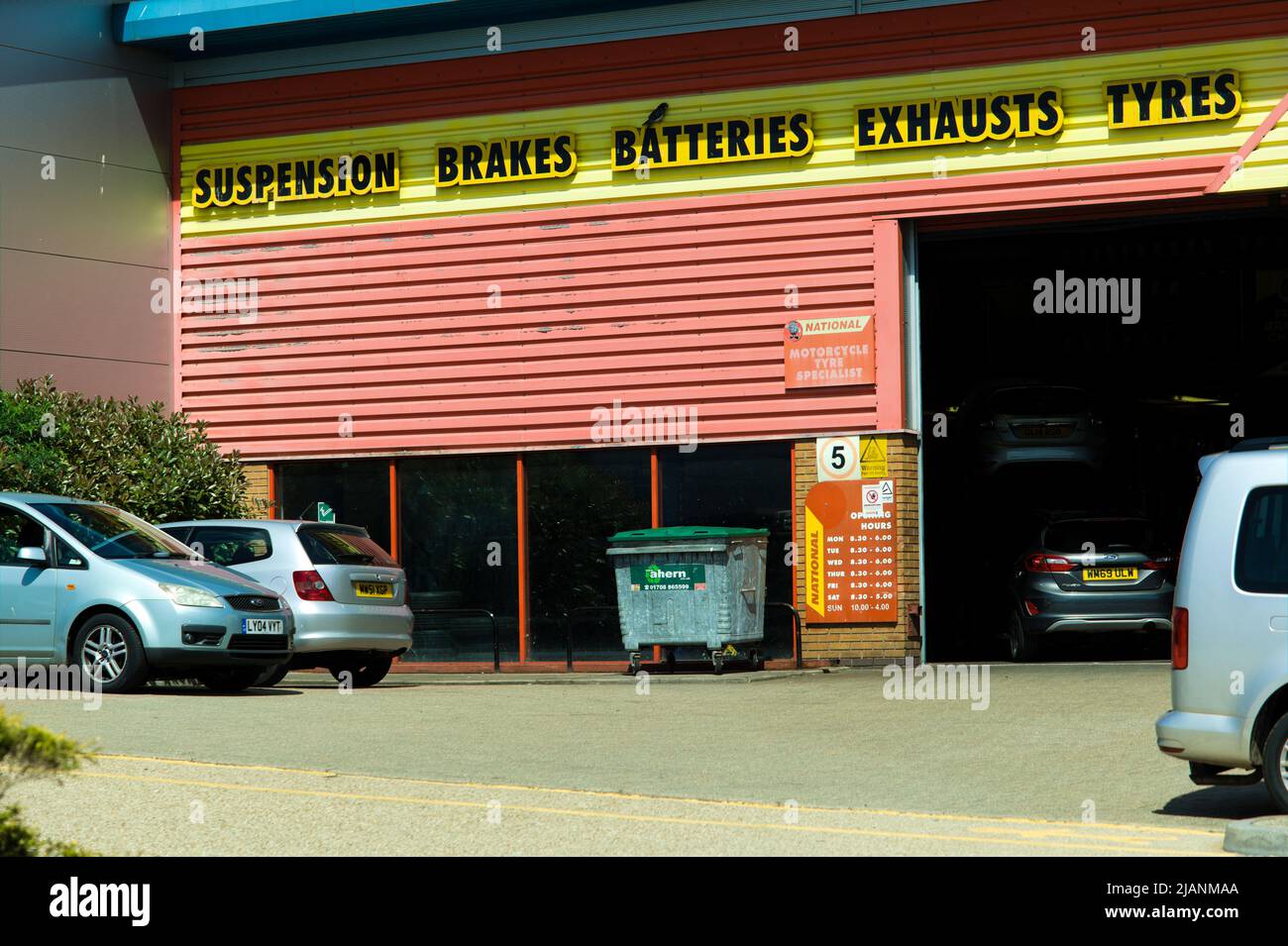 Motoring/ Car Repairs - Building exterior of National Tyre Centre, Basildon, Essex, UK Stock Photo