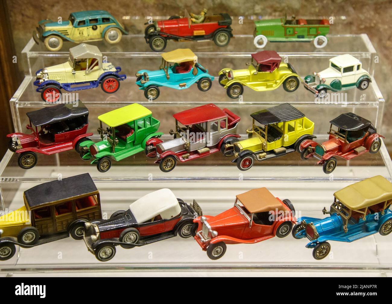 Identical cars hi-res stock photography and images - Alamy