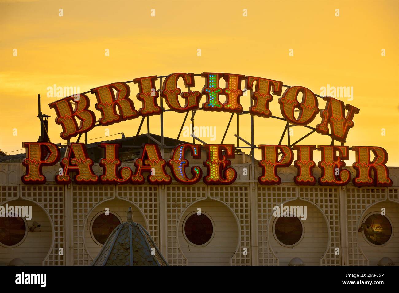 BRIGHTON PALACE PIER sign, Brighton, England, UK Stock Photo Alamy