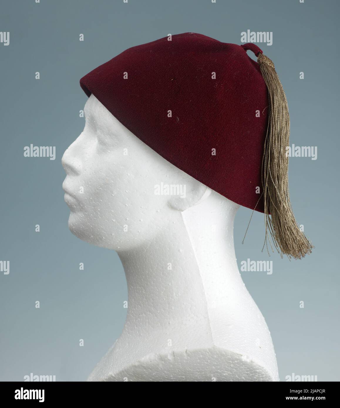Hat fez hi-res stock photography and images - Alamy