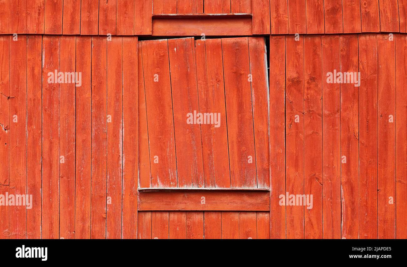 Red painted wooden building, Erin, Wellington County, approximately 80km northwest of Toronto, Ontario, Canada. The first settlers in the area arrived in November 1820 Stock Photo