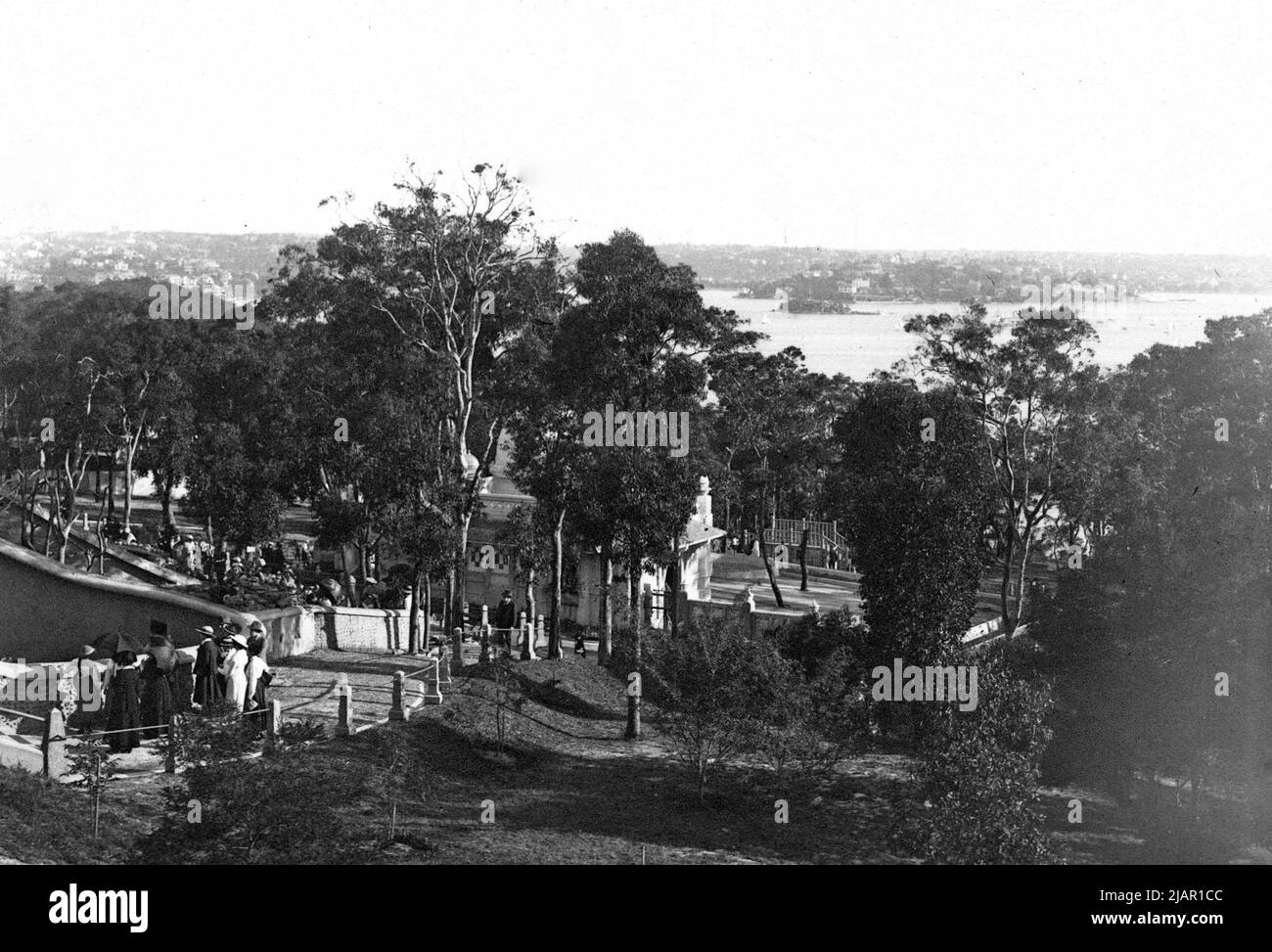 In the grounds: Taronga Zoological Park ca. 1916 Stock Photo