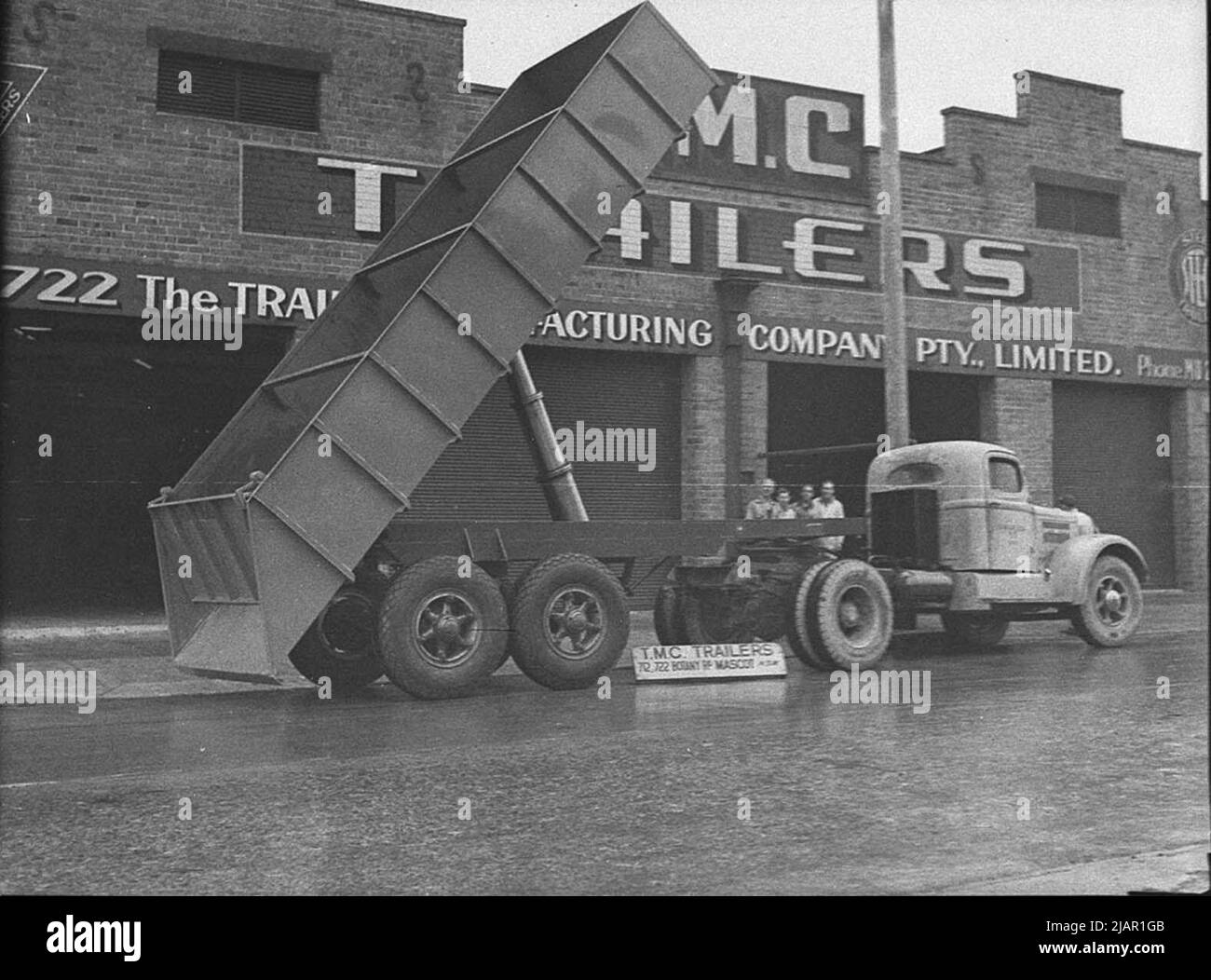 Tmc trailers hires stock photography and images Alamy