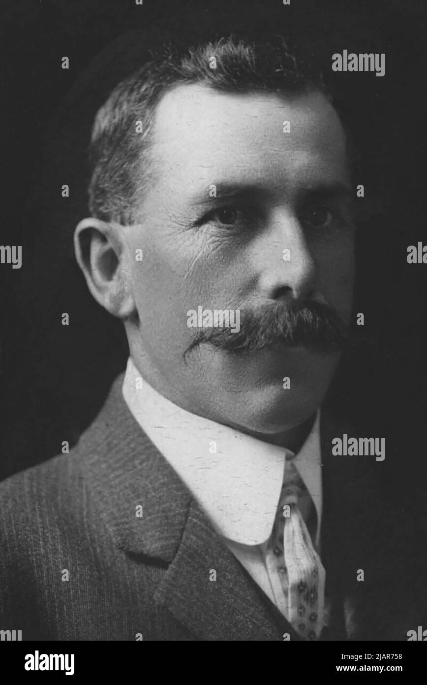 Llewellyn Young's Instagram, Twitter & Facebook on IDCrawl