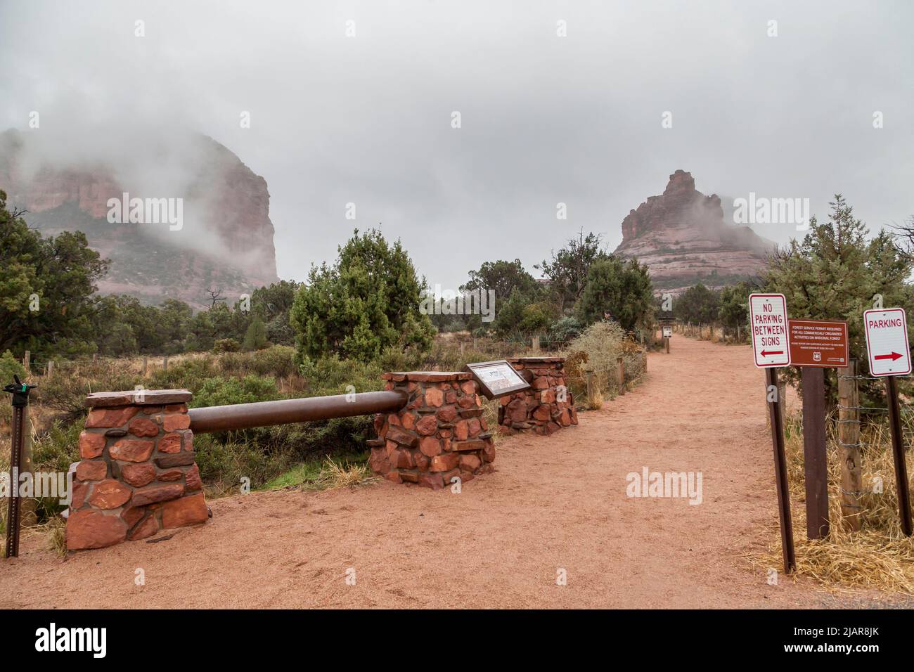 Trailhead entry point to Bell Rock, Sedona, Arizona, USA Stock Photo