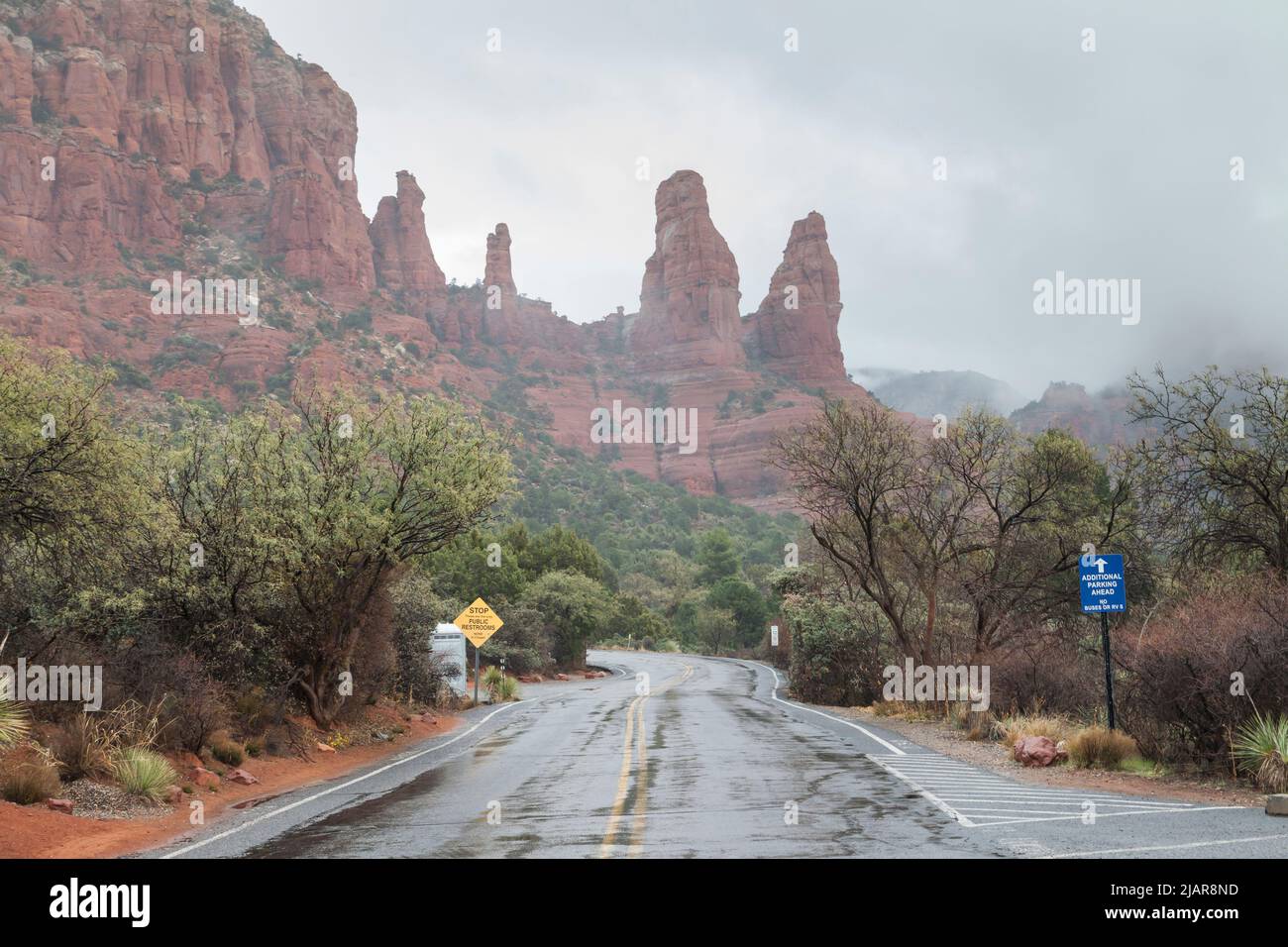 Scenic route to Chapel of the Holy Cross, Sedona, Arizona, USA Stock Photo