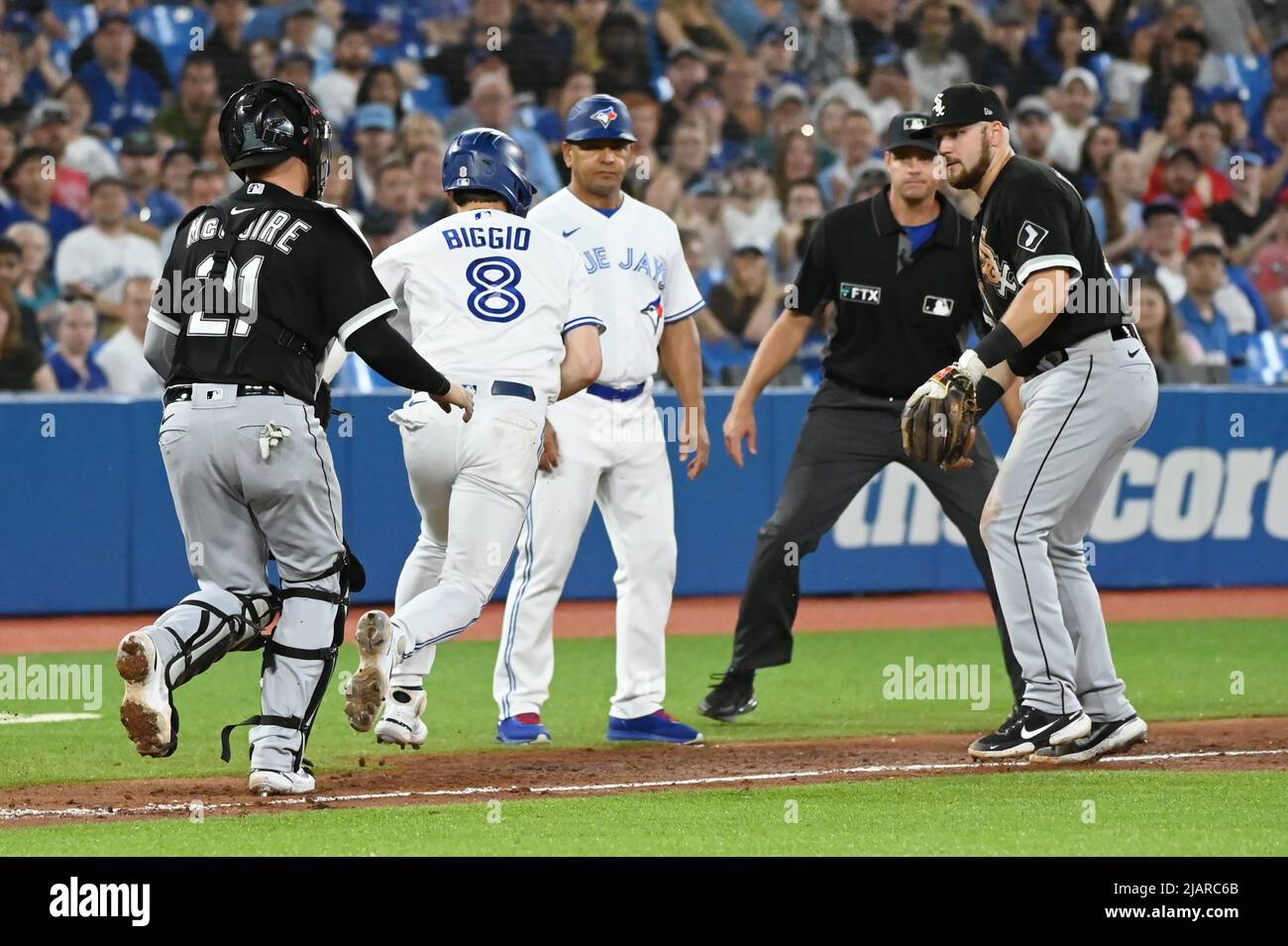 CHICAGO, IL - JUNE 22: Chicago White Sox catcher Reese McGuire (21