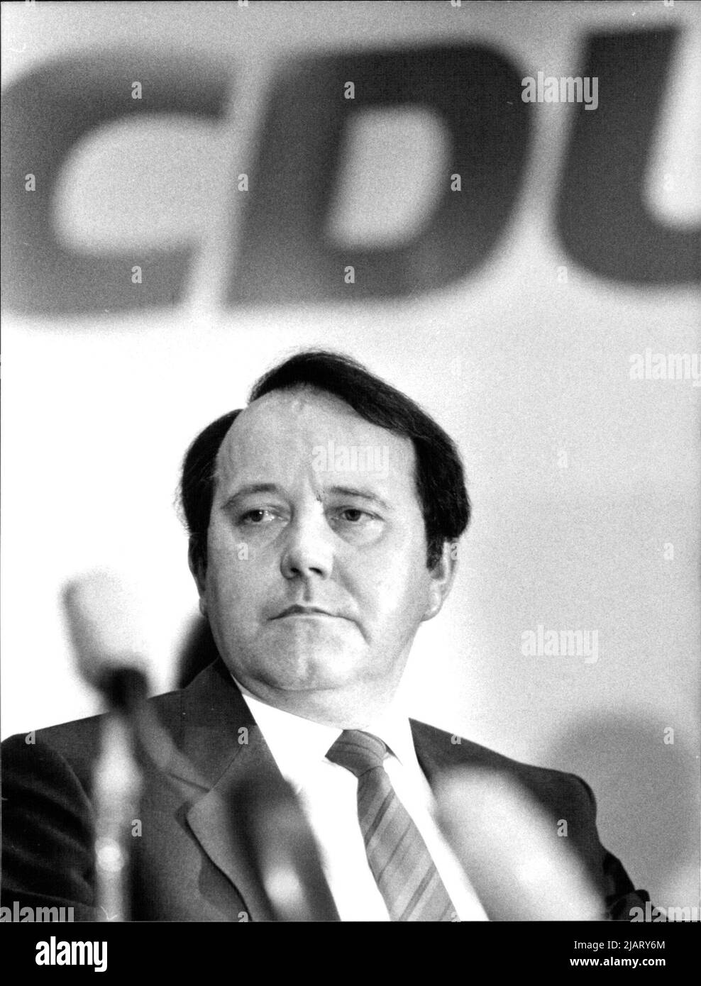Wahl des CDU-Spitzenkandidaten für die Landtagswahlen 1984 in Nordrhein-Westfalen. Mit 162 Stimmen wurde Bernhard Worms zum Spitzenkandidaten gewählt. Stock Photo