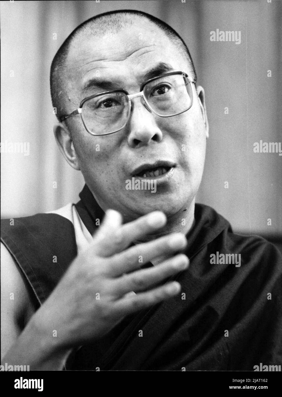 Der XIV. Dalai Lama, im indischen Exil lebender geistlicher und weltlicher Herrscher von Tibet. Ein Foto vom Mai 1986. Stock Photo