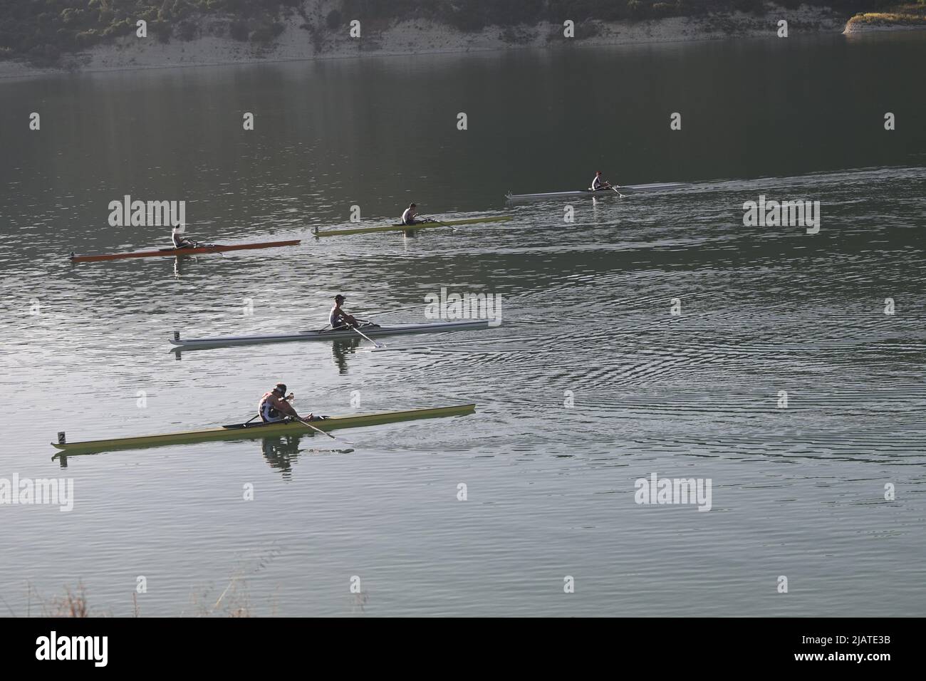 Tandem Rowing Shell Sporting tandem hi-res stock photography and images - Alamy