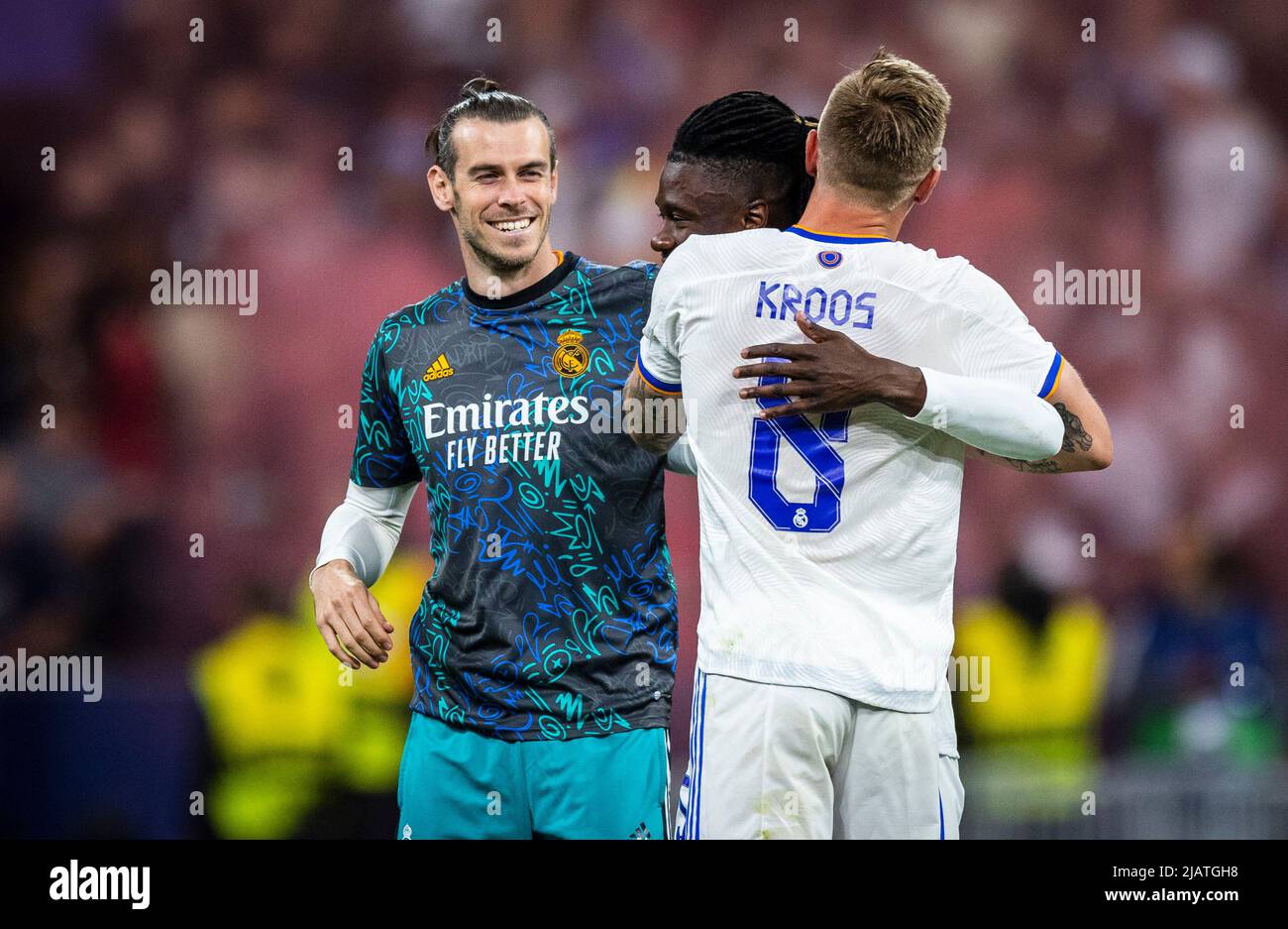 Gareth Bale (Real), Eduardo Camavinga (Real), Toni Kroos (Real) FC  Liverpool - Real Madrid Paris, Champions League, Finale, 28.05.2022,  Fussball; Sa Stock Photo - Alamy
