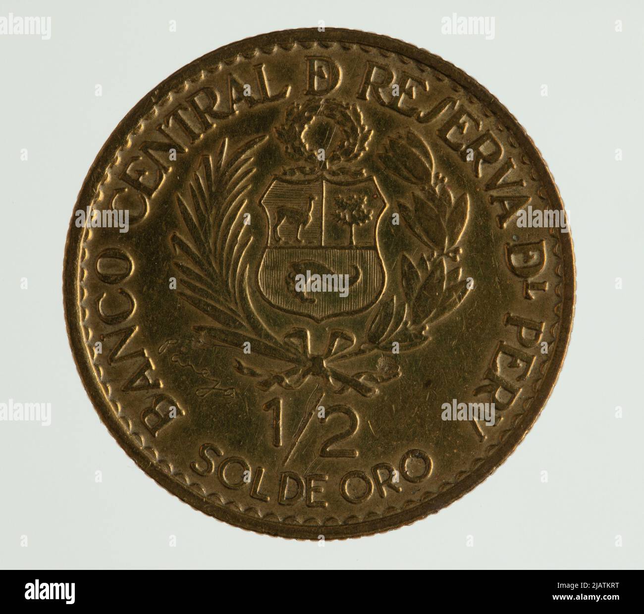 Peruvian currency hi-res stock photography and images - Page 4 - Alamy