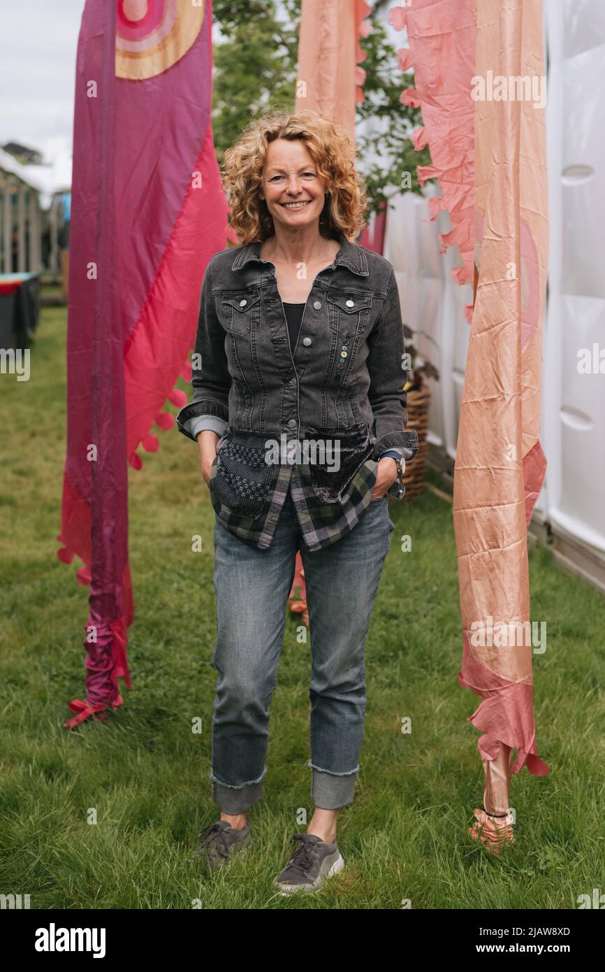 Hay-on-Wye, Wales, UK. 1st June, 2022. Kate Humble Portrait at Hay Festival 2022, Wales. Credit: Sam Hardwick/Alamy. Stock Photo