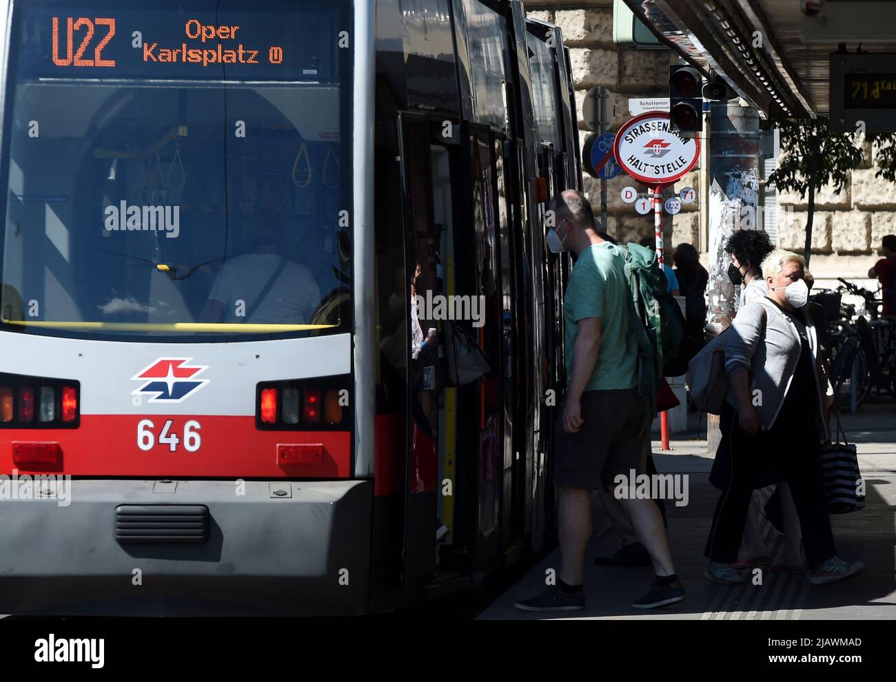 Vienna, Austria. 1st June, 2022. People wearing masks are seen at a