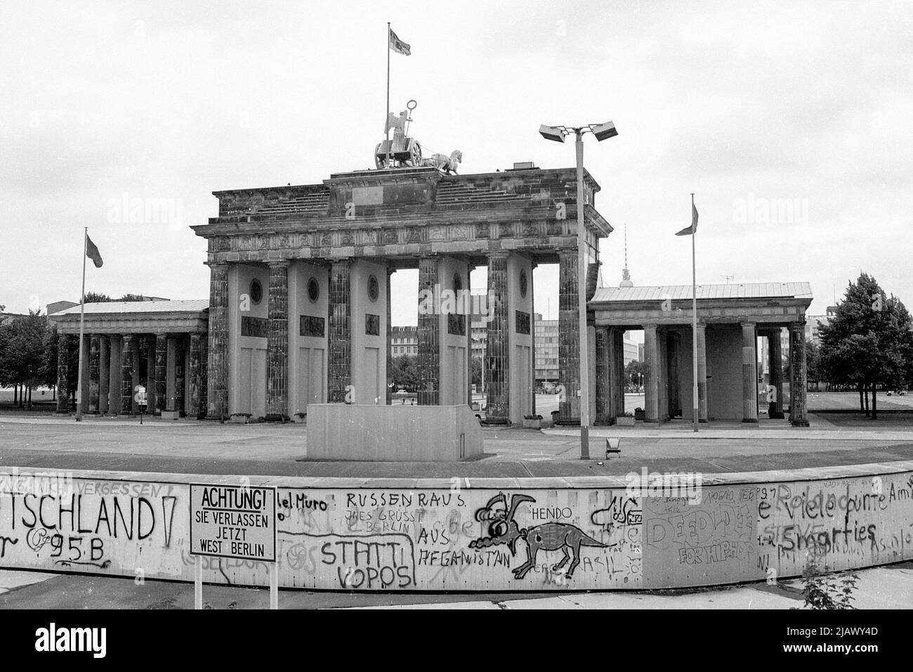 Brandenburg gate 1987 hires stock photography and images Alamy