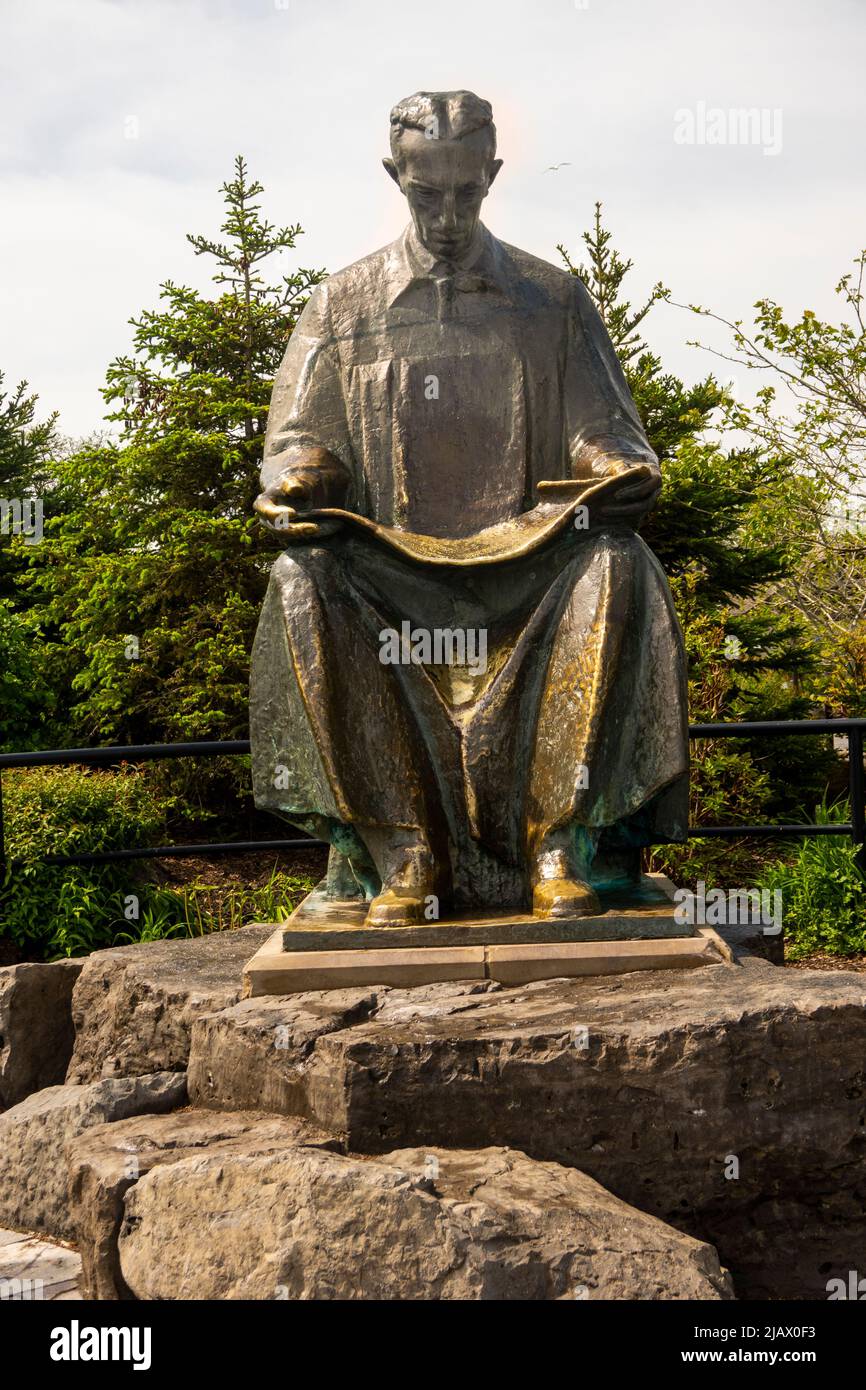 Nikola Tesla statue on Goat Island Niagara Falls New York Stock Photo