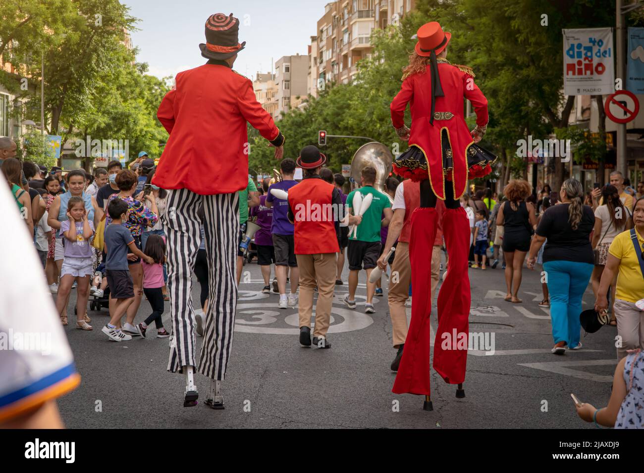 Madrid,Spain,25292022woman and man on stilts and disguised as circus characters in a local city