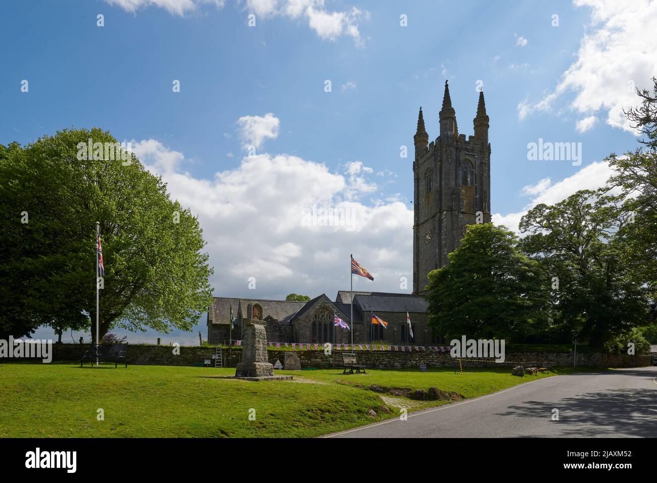 Widecome-in-the-Moor, Devon, UK. 1st June 2022. Platinum Jubilee: The small Dartmoor Village of Widecombe on the Moor makes its' final preparations for the Jubilee of HM Queen Elizabeth II Credit: Will Tudor/Alamy Live News Stock Photo