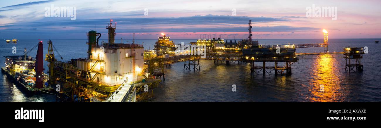 Offshore oil rig or production platform in the South China Sea, Malaysia Stock Photo