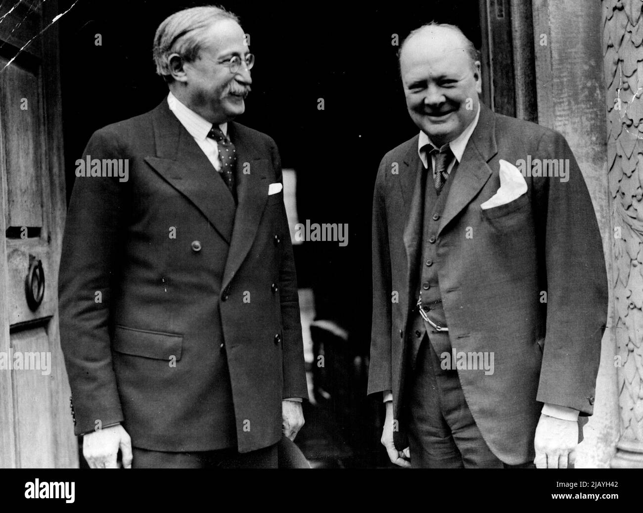 M. Blum Visits Mr. Churchill At Westerham: Mr. Winston Churchill (right) with M. Leon Blum at Westerham. M. Leon Blum, the French socialist leader and former Premier, who is visiting London to confer with prominent people on the question of conscription , visited Mr. Winston Churchill, eminent British politician and war-time Minister, at his country home at Westerham, Kent, where he was entertained to lunch. May 10, 1939. Stock Photo