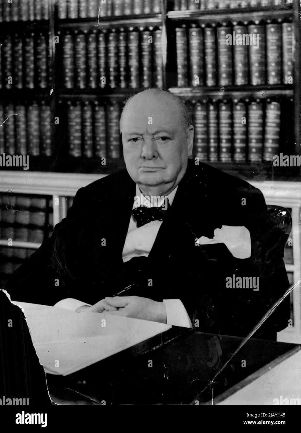 Churchill's Birthday Picture: The latest picture of Britain Premier Sir Winston Churchill made for his 79th birthday, which he celebrates on Monday, November 30. The picture was taken in the Cabinet Room at 10, Downing Street, official London residence of British Prime Ministers. On Tuesday 1st December Sir Winston leaves for the momentous Big Powers meeting in Bermuda. November 27, 1953. (Photo by Reuterphoto). Stock Photo