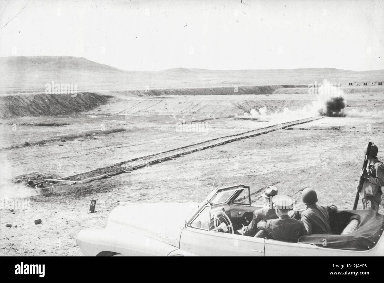 Shell Exploding Hi Res Stock Photography And Images Alamy