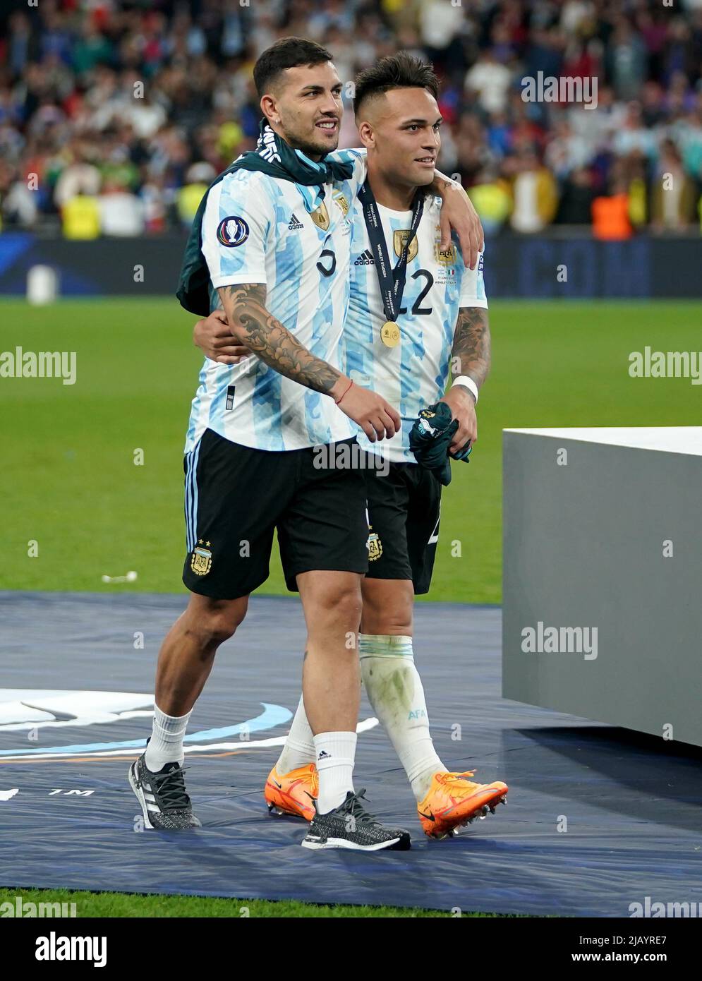 Argentina's Lautaro Martínez (right) and Nicolas Tagliafico at full time  after the Finalissima 2022 match at Wembley Stadium, London. Picture date:  Wednesday June 1, 2022 Stock Photo - Alamy