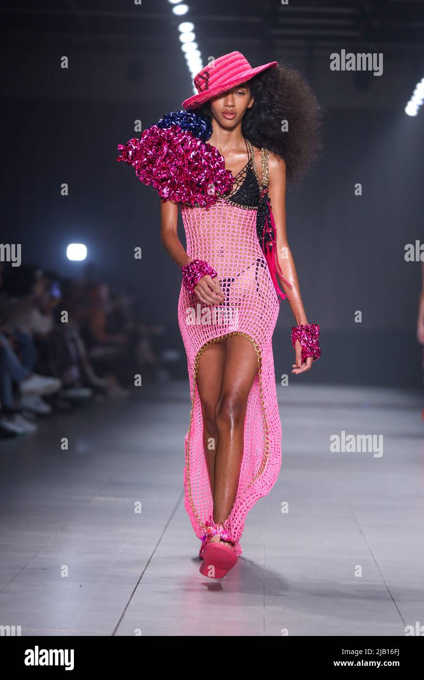 Sao Paulo, Brazil. 1st Jun 2022. Model during the Ponto Firme Project at  Sao Paulo Fashion Week (SPFW) at Senac Lapa Faustolo in Sao Paulo. (Photo:  Vanessa Carvalho/Brazil Photo Press) Credit: Brazil