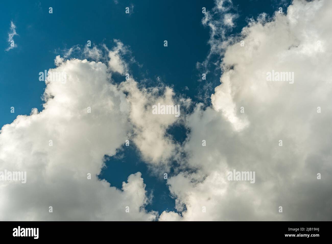 Beautiful white blue clouds hi-res stock photography and images - Alamy