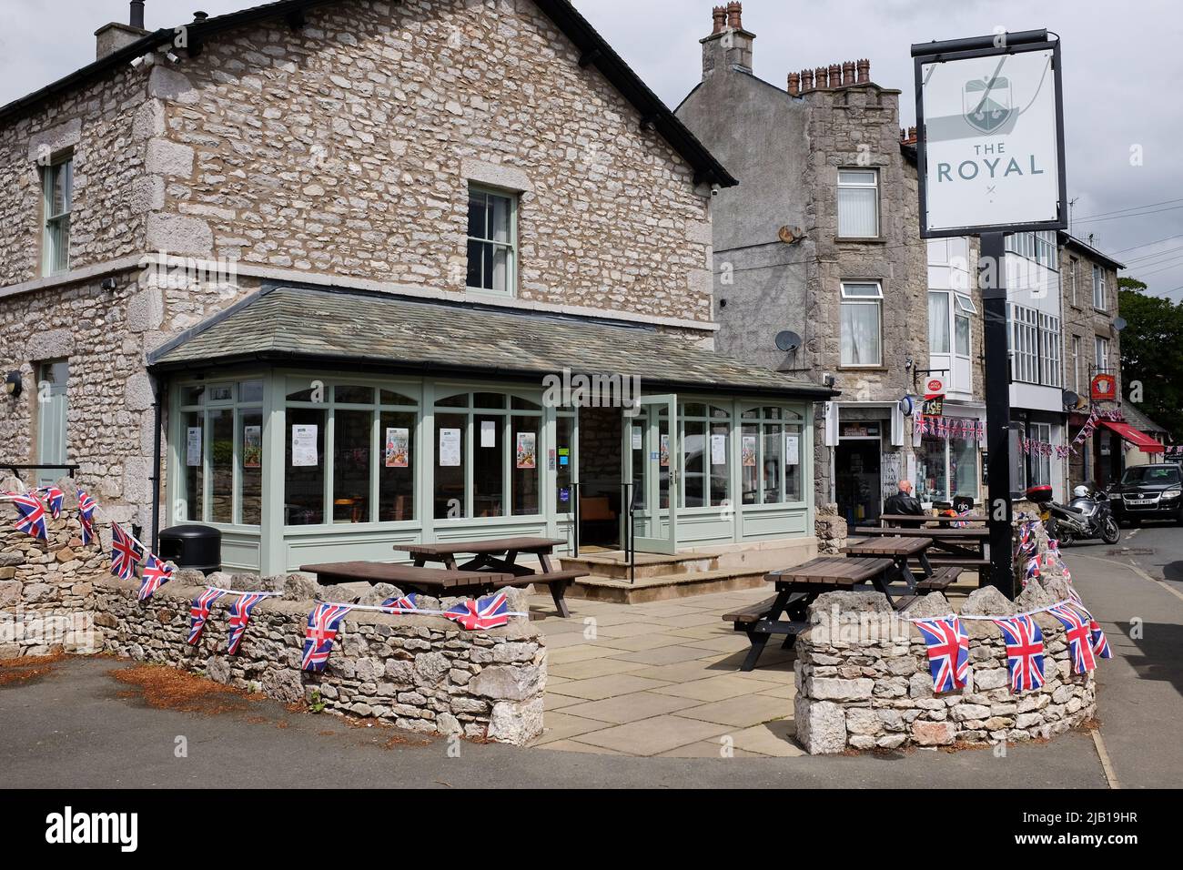 A small hotel in Silverdale, Lancashire, UK bedecked with the Union Jack for the Platinum Jubilee of Queen Elizabeth ll Stock Photo