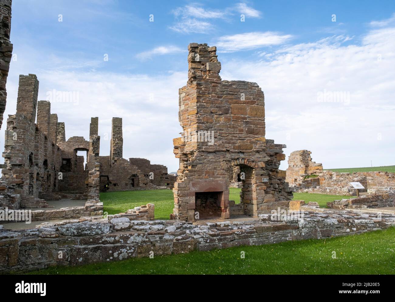 Ruins of the Earl's Palace, a 16th century castle in Birsay, Mainland, Orkney, Scotland, UK Stock Photo