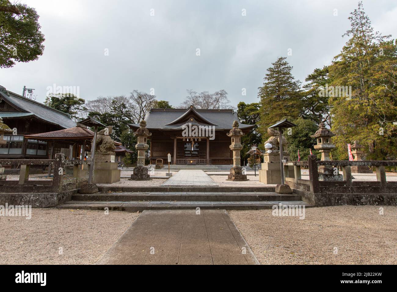 Matsue Jinja (Matsue Shrine) at the Matsue Jo area. It built to enshrine the daimyo and eminent figures from the former Matsue domain. Translation: vo Stock Photo