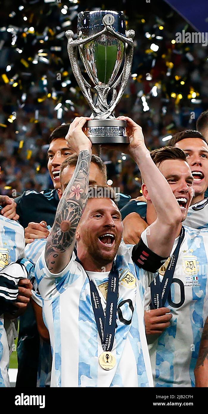 LONDON, ENGLAND JUNE 01 Lionel Messi of Argentina lift the Trophy