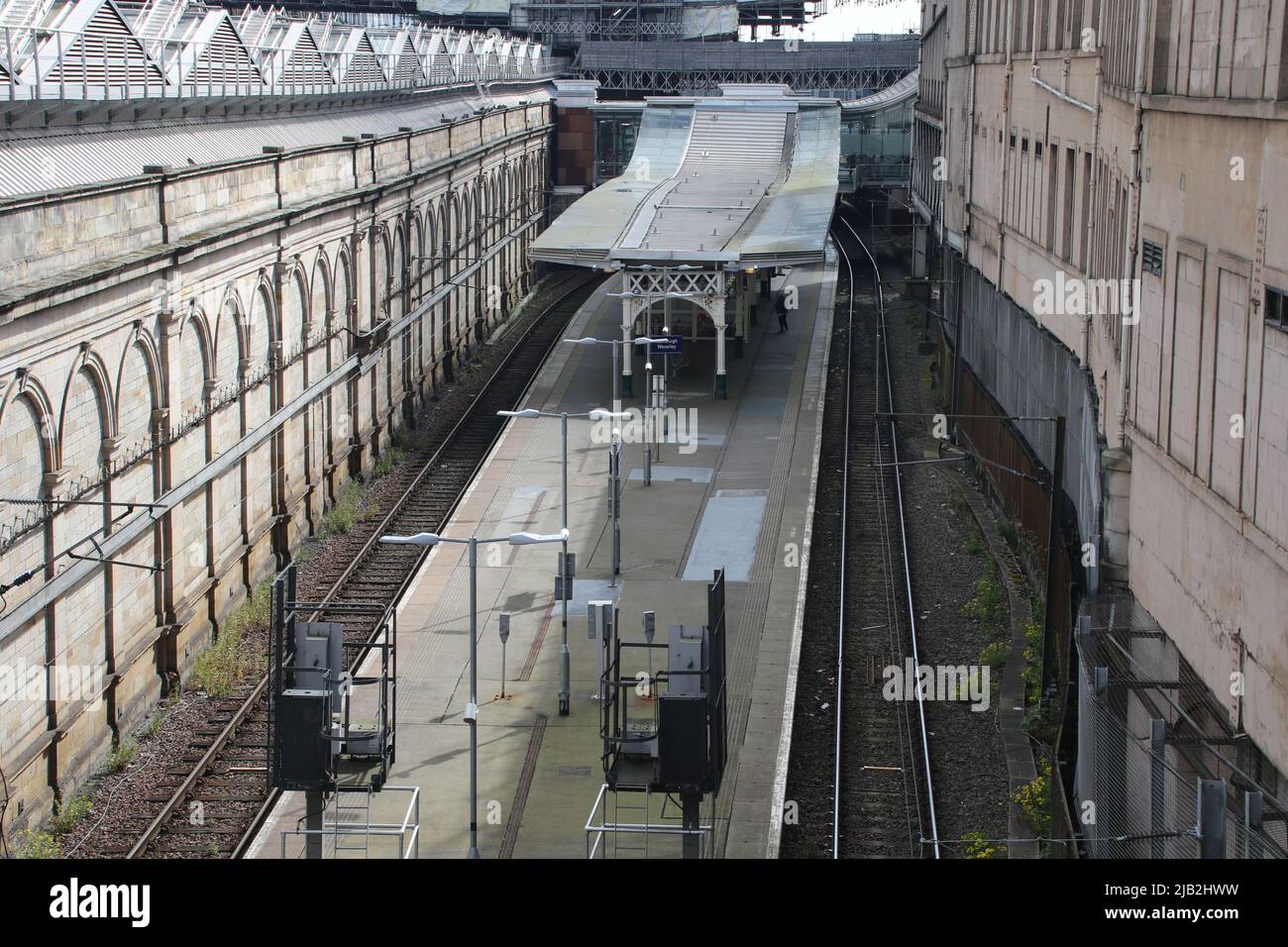 Edinburgh Waverley rail station Stock Photo Alamy