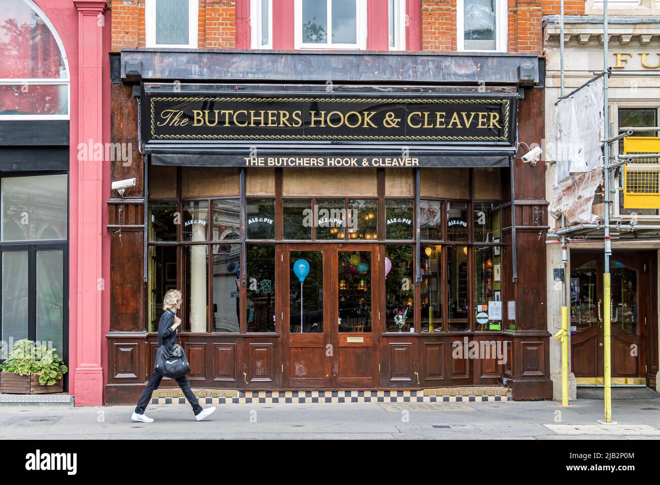 The Butchers Hook & Cleaver a pub located right next door to the famous Smithfield Meat Market in London, Smithfield ,EC1 Stock Photo