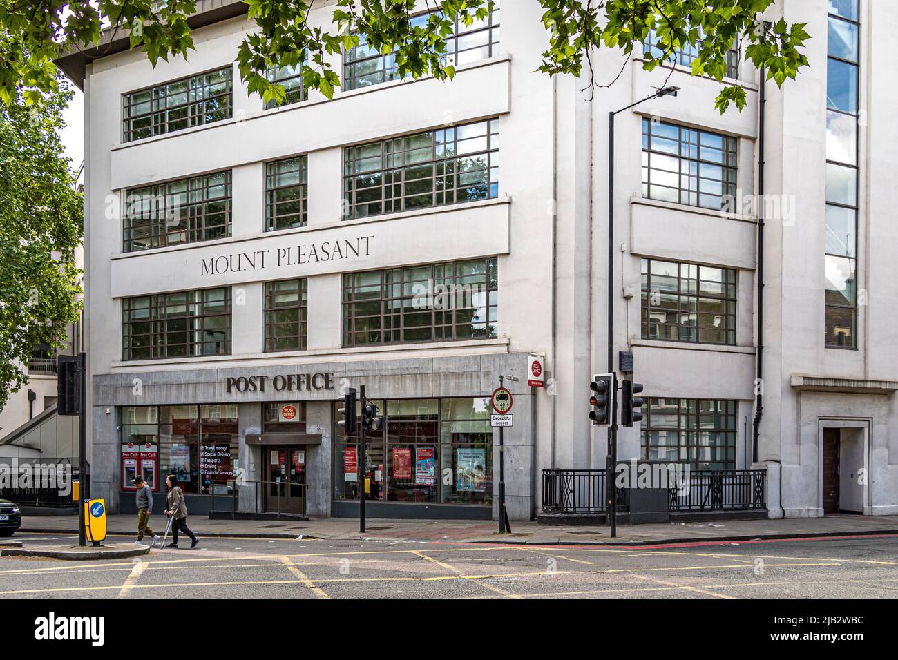 The front exterior of the Mount Pleasant sorting offices, Royal Mail's central mail centre for London, Clerkenwell EC1 ,UK Stock Photo