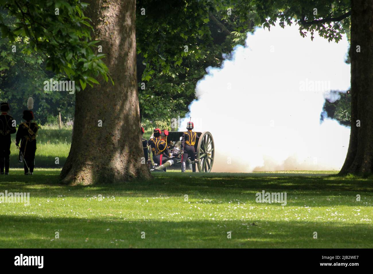 London, UK. 2nd June 2022. Crowds at the Platinum Jubilee celebrations
