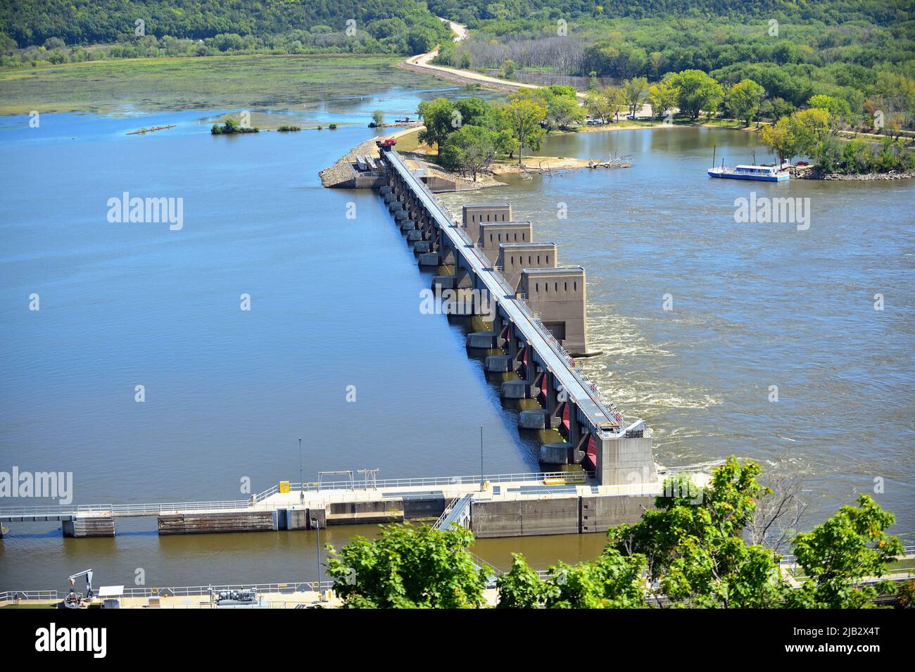 Dubuque, Iowa, USA. Lock and Dam #11 on the Mississippi River. Stock Photo