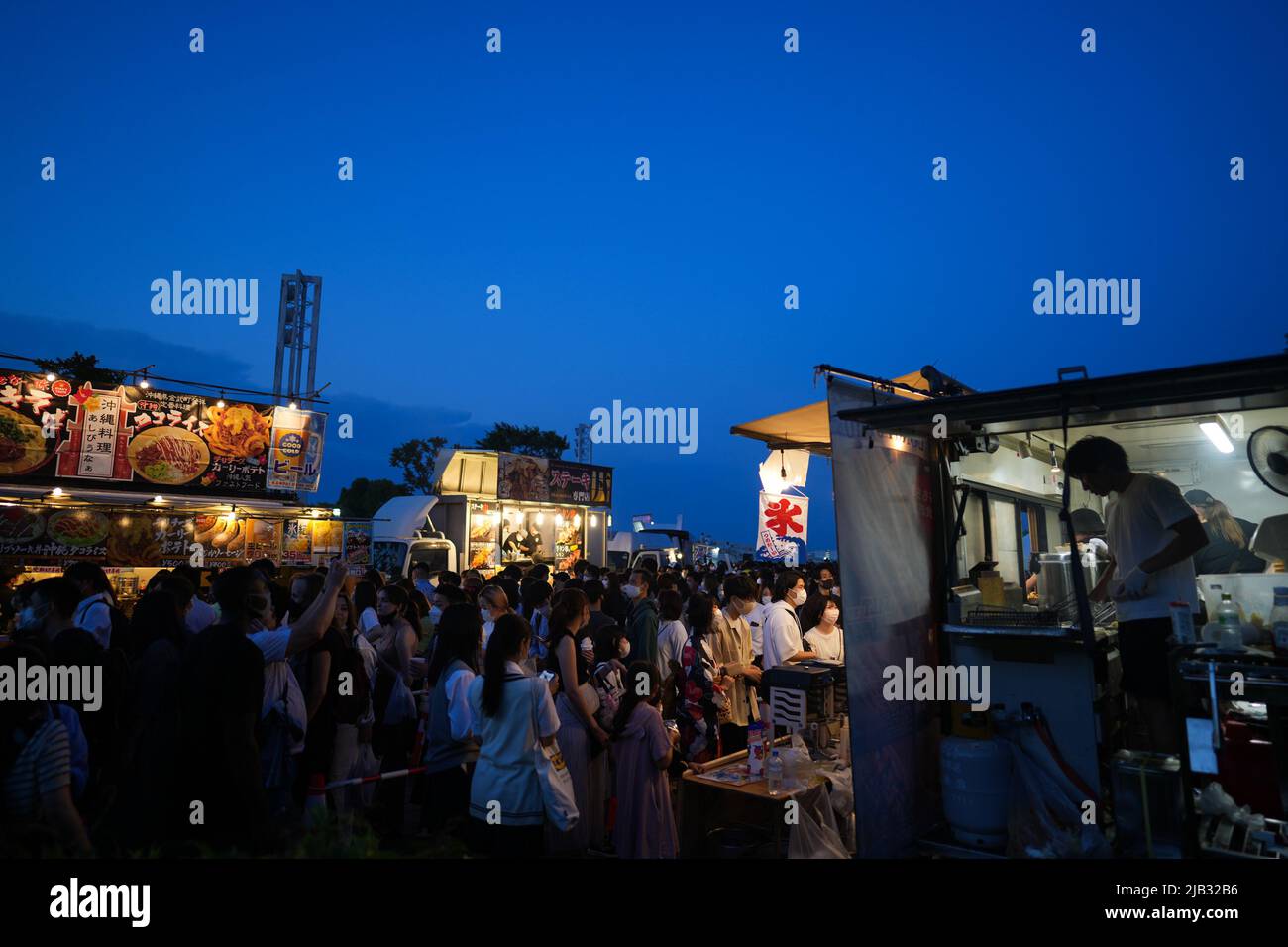 (220602) -- YOKOHAMA, June 2, 2022 (Xinhua) -- People buy food during the Yokohama Port Opening Festival in Yokohama, Japan, June 2, 2022. (Xinhua/Zhang Xiaoyu) Stock Photo