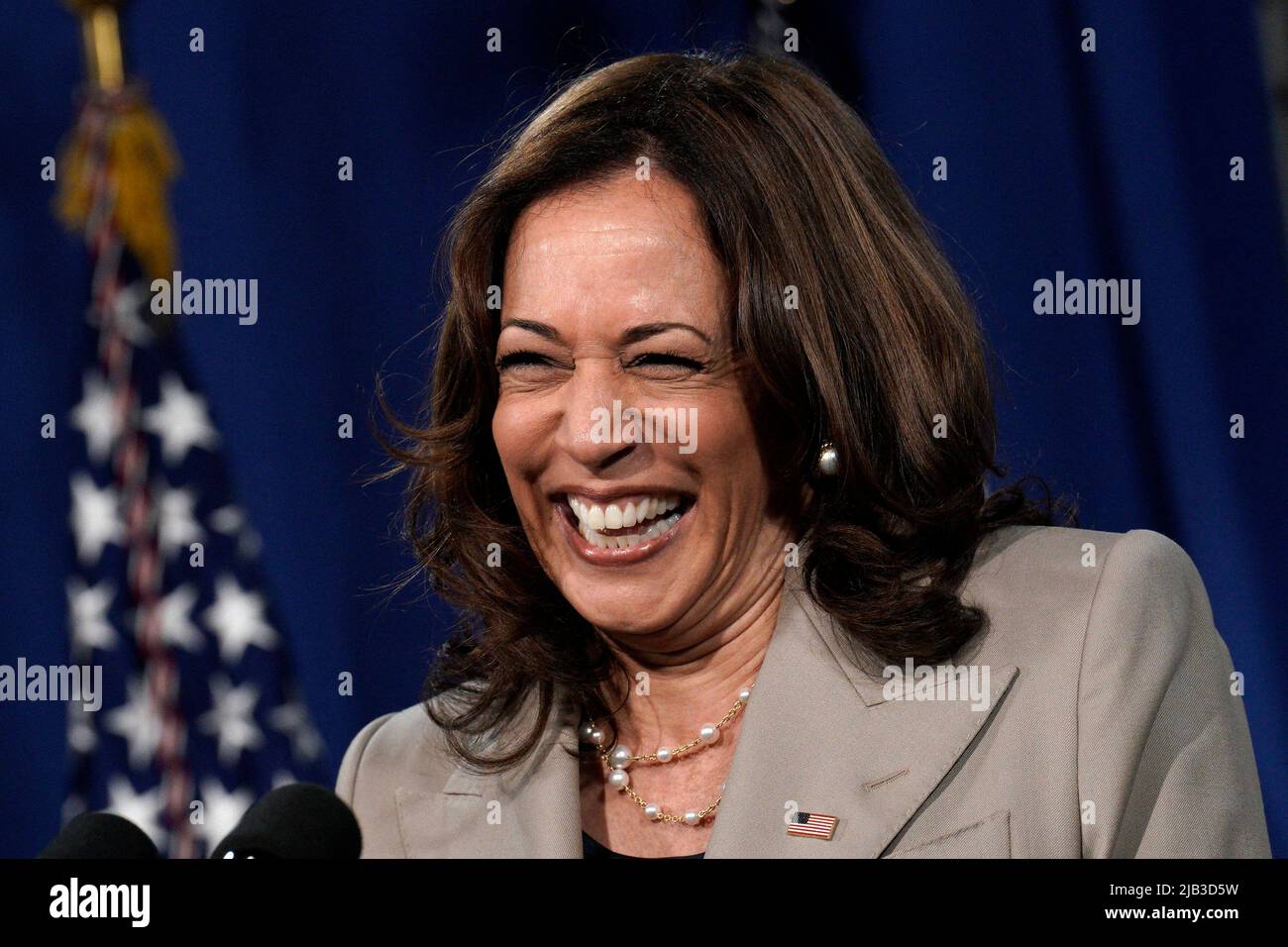 U s vice president kamala harris announces the plan to cancel all