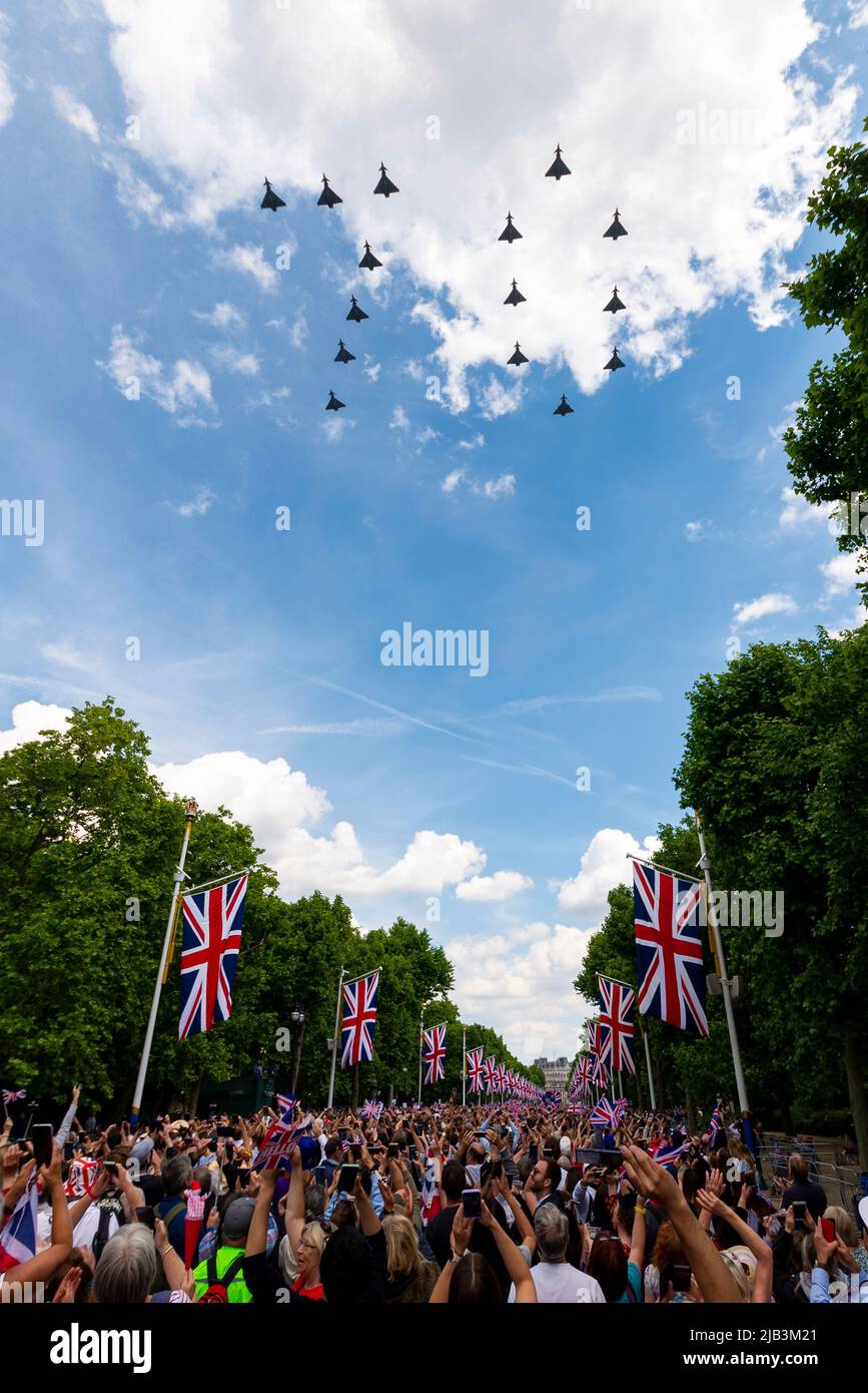 Platinum Jubilee Queen's Birthday Flypast after Trooping the Colour 2022. RAF Eurofighter Typhoon fighter jets in 70 formation over The Mall Stock Photo