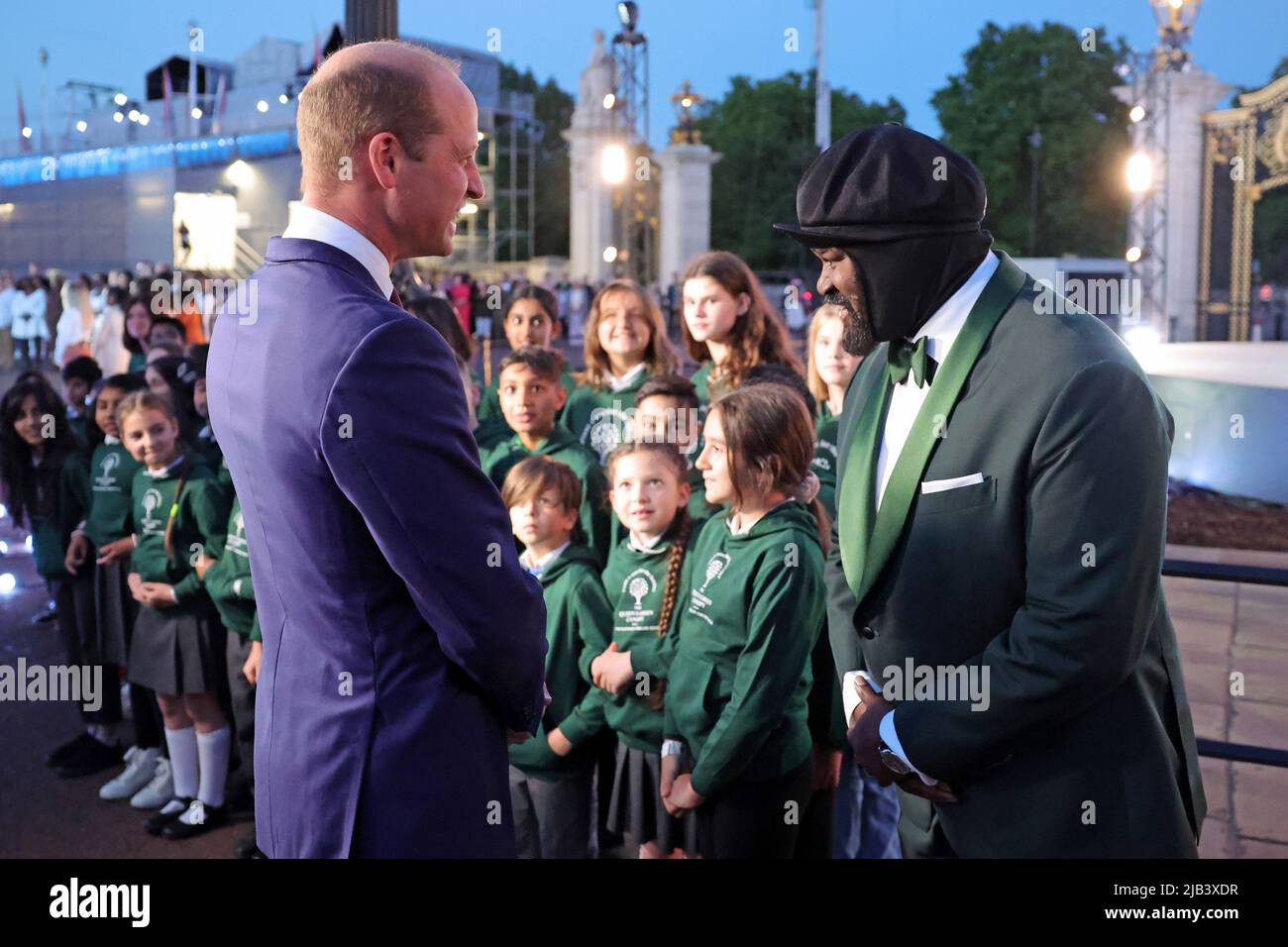 The Duke of Cambridge meets with Gregory Porter during the lighting of